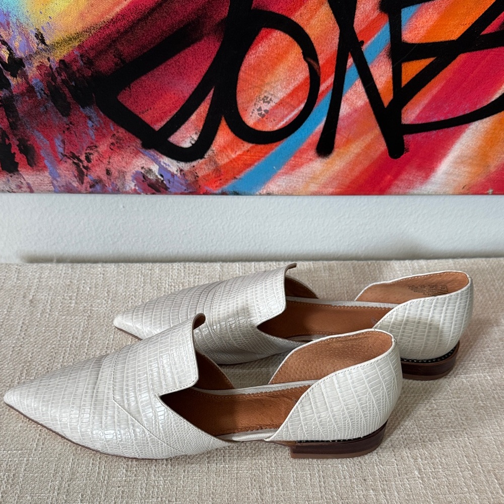 SARTO By Franco Sarto leather Cream Loafers